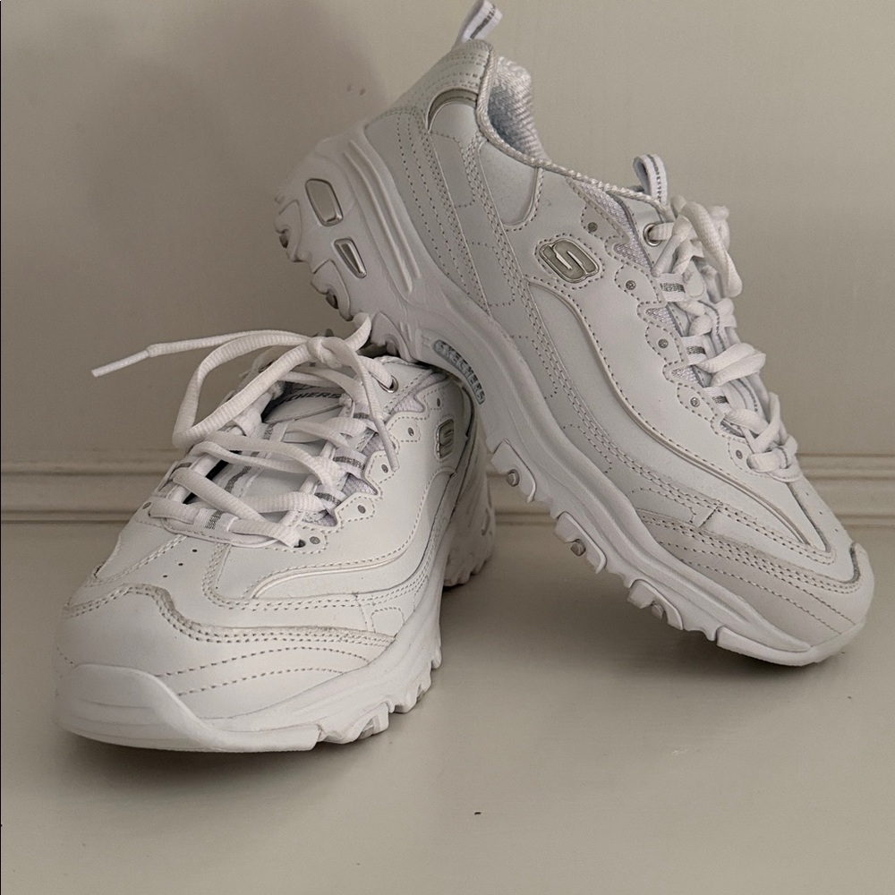 Skechers D ‘Lites Women’s Sneakers - Wide Fit